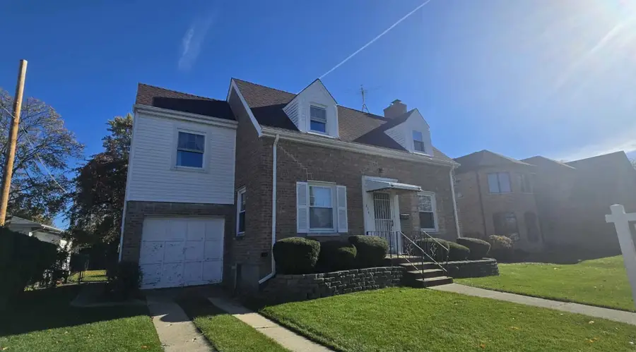 8341 N Osceola Avenue, Niles, IL 60714 - Image #2