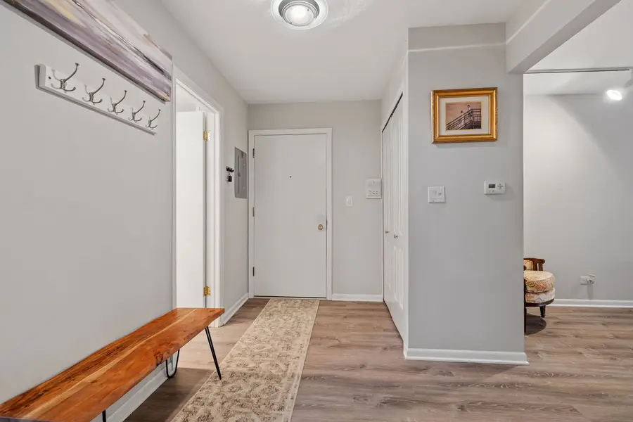 1420 Stonebridge Trail #1-3, Wheaton, IL 60189 - Image #3