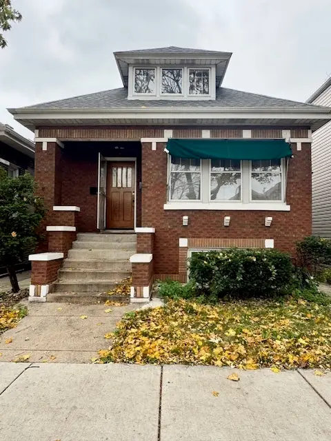 4923 S Komensky Avenue, Chicago, IL 60632