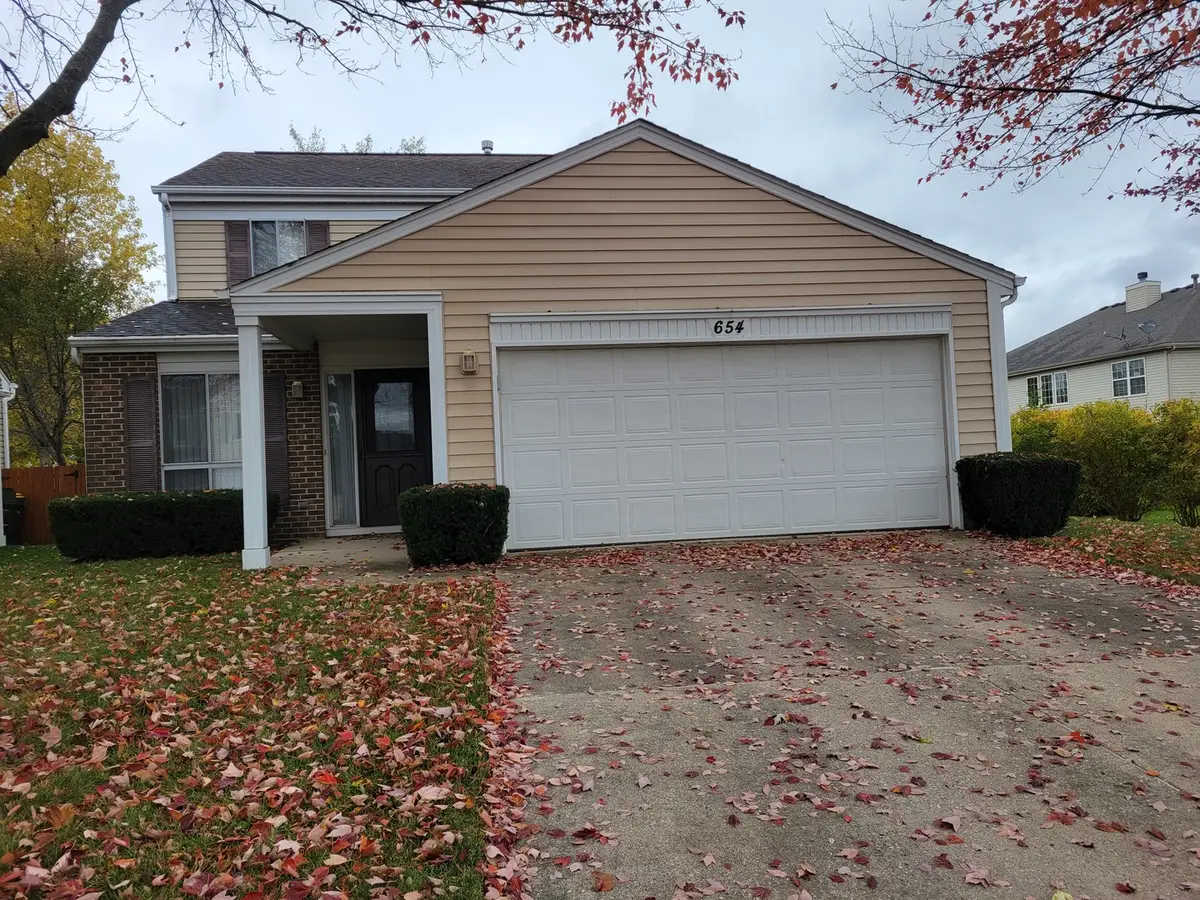 654 Tacoma Drive, Carol Stream, IL 60188 - Image #1