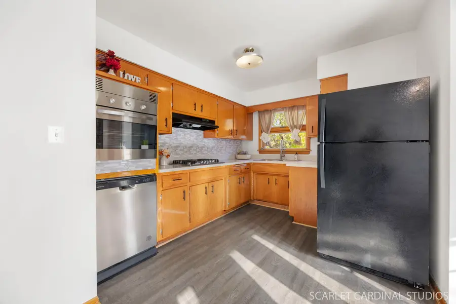 429 N Harvard Avenue N, Villa Park, IL 60181 - Image #2