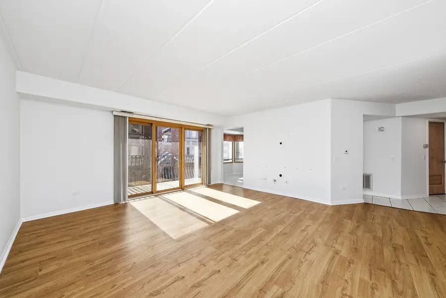 6211 W 94th Street #2SE, Oak Lawn, IL 60453 - Image #3