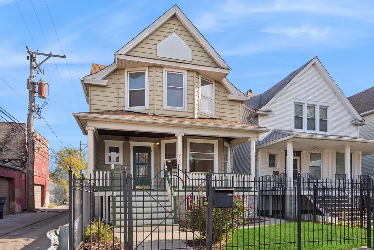 2343 N Lawndale Avenue, Chicago, IL 60647 - Image #1