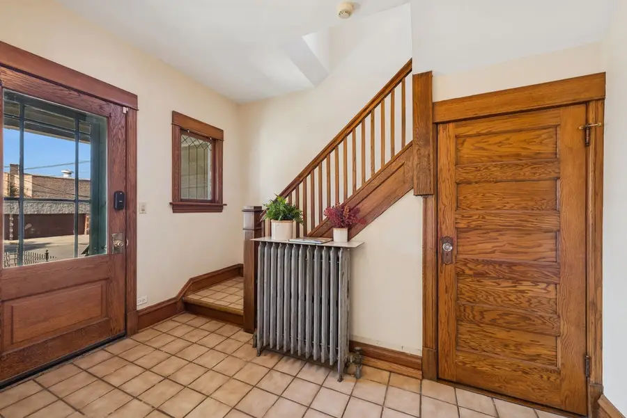 2343 N Lawndale Avenue, Chicago, IL 60647 - Image #3