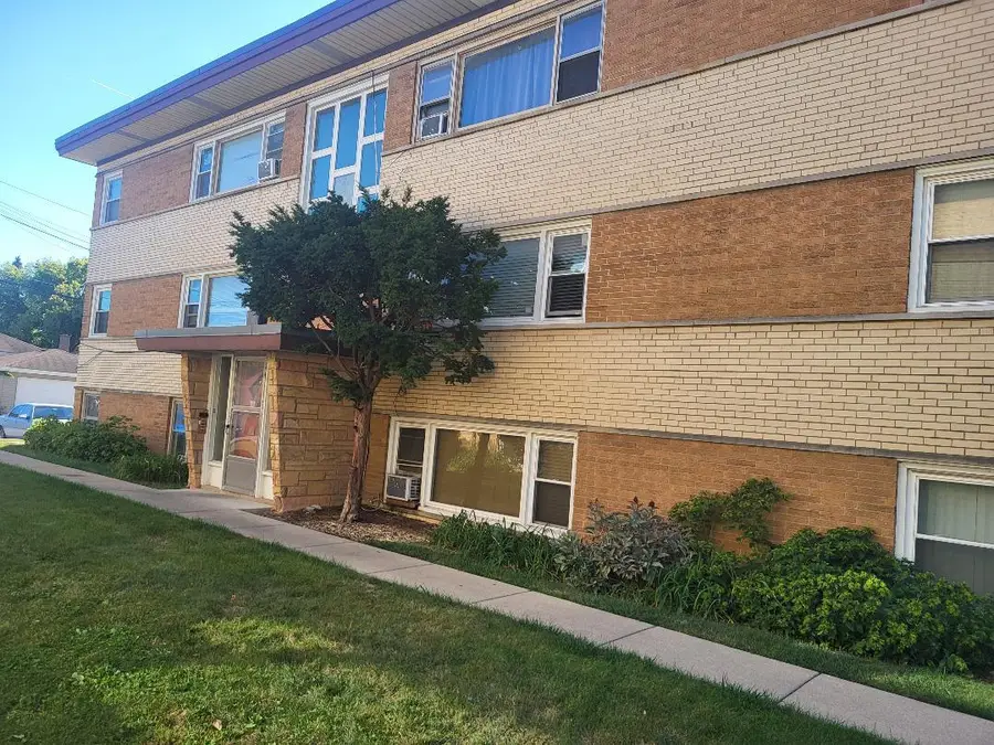3512 Warren Avenue #5, Bellwood, IL 60104 - Image #2