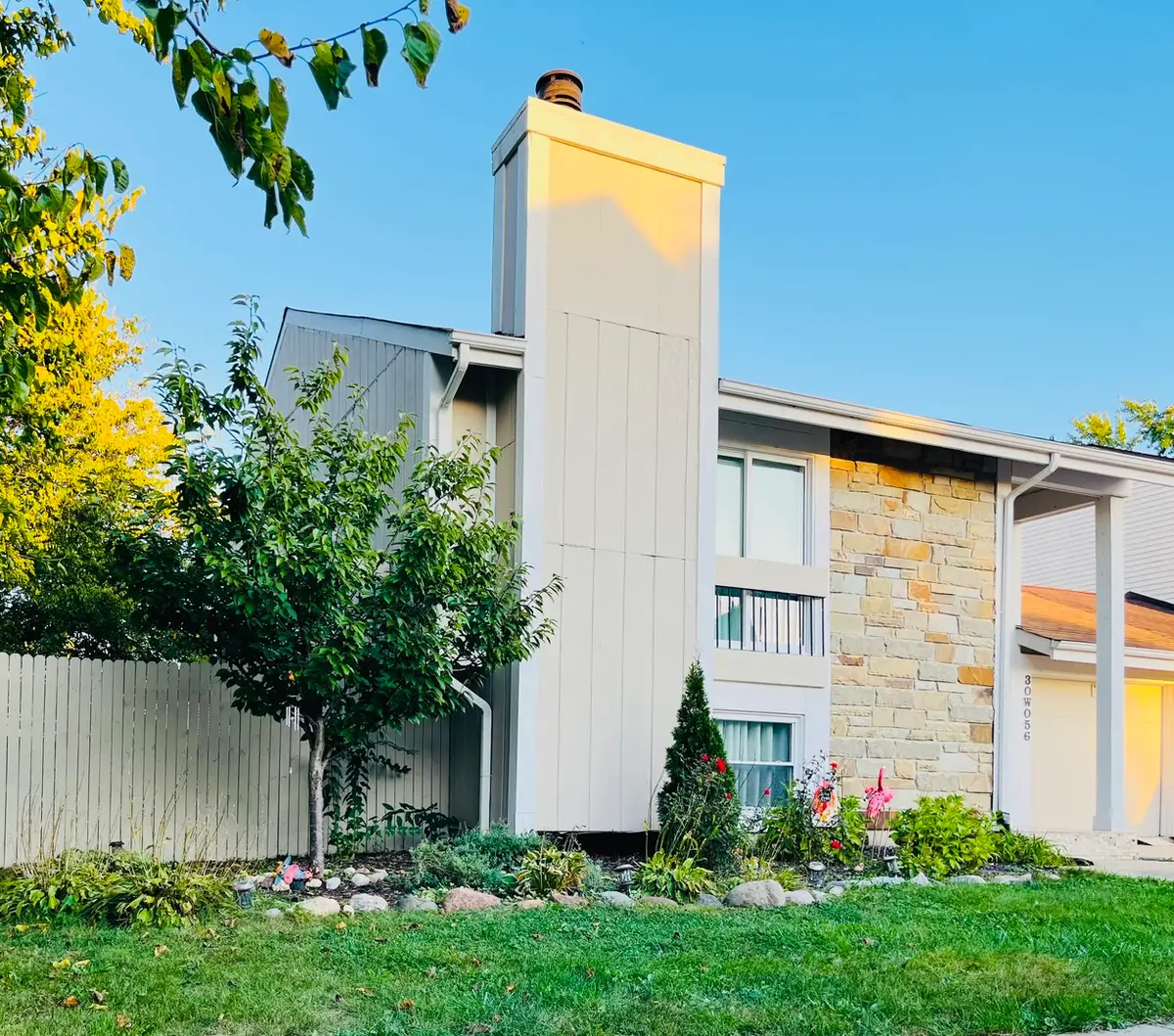 30W056 Mulberry Court #056, Warrenville, IL 60555 - Image #1