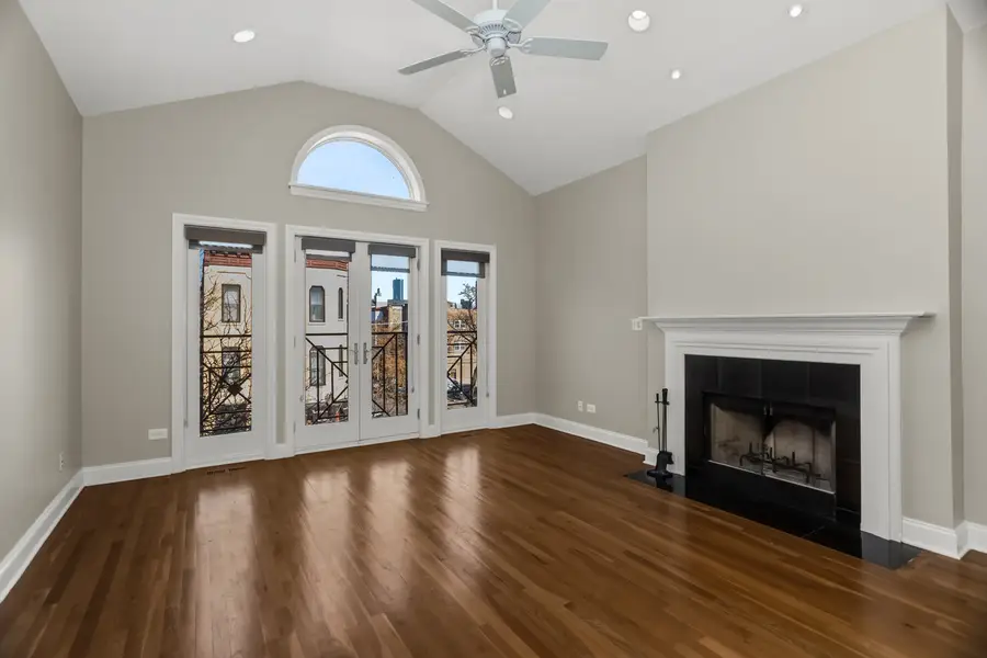 1033 W Taylor Street #3E, Chicago, IL 60607 - #3