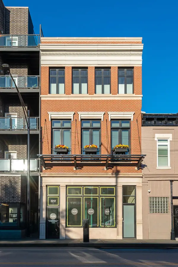 2217 N Clybourn Avenue, Chicago, IL 60614