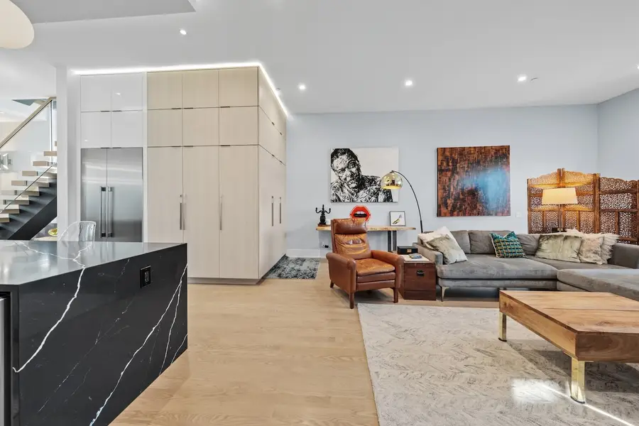 2456 W Ohio Street, Chicago, IL 60612 - #3