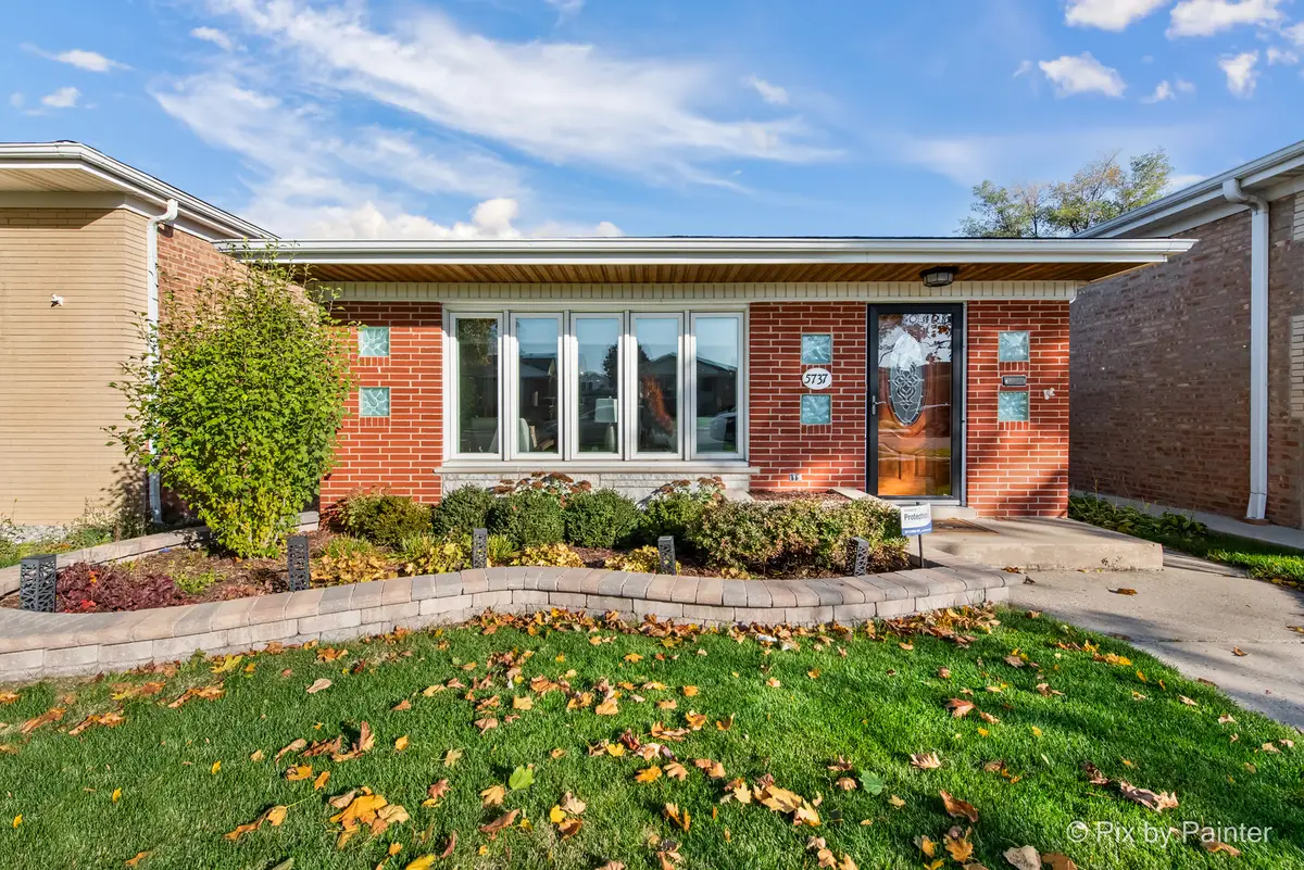 5737 N Oketo Avenue, Chicago, IL 60631 - Image #1