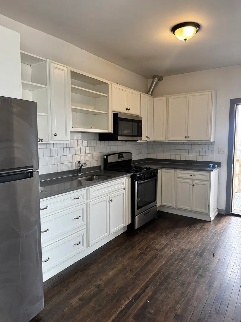 1531 S Kolin Avenue, Chicago, IL 60623 - Image #2