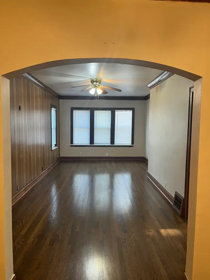 10427 S Avenue H Avenue S, Chicago, IL 60617 - Image #3