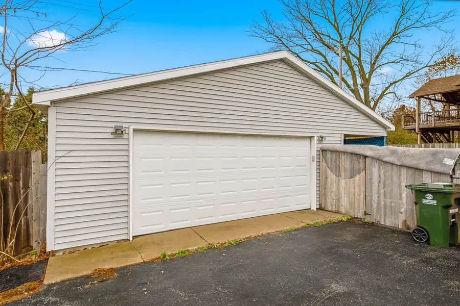 9512 Birch Avenue, Mokena, IL 60448 - Image #2