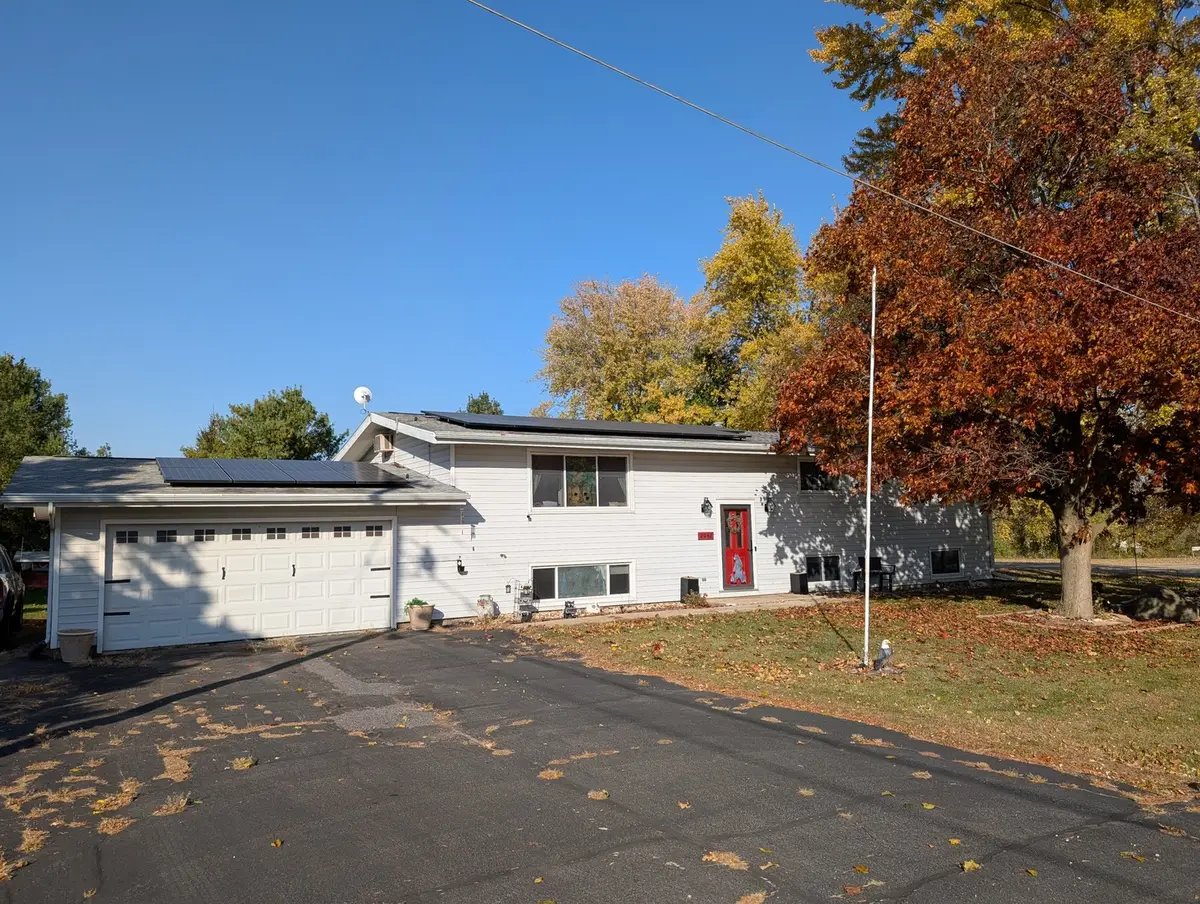 2042 Kenneth Drive, Freeport, IL 61032 - Image #1