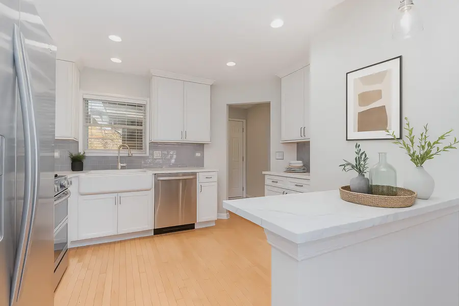 1031 N Earls Court, Palatine, IL 60067 - Image #2