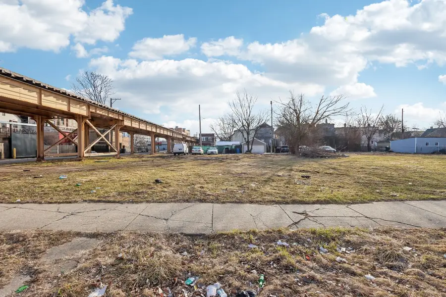 6321 S Carpenter Street, Chicago, IL 60621 - Image #2