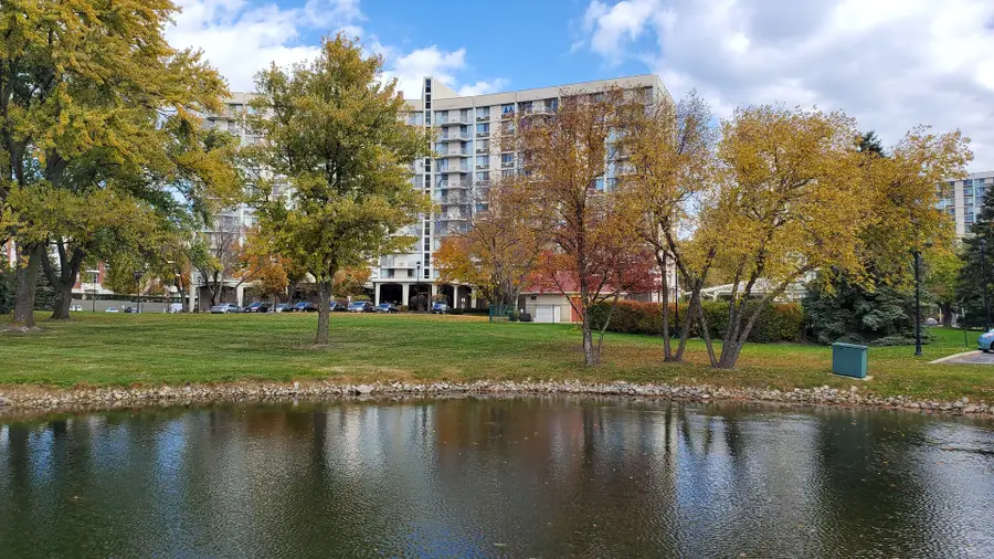 20 N Tower Road #6J, Oak Brook, IL 60523 - Image #3