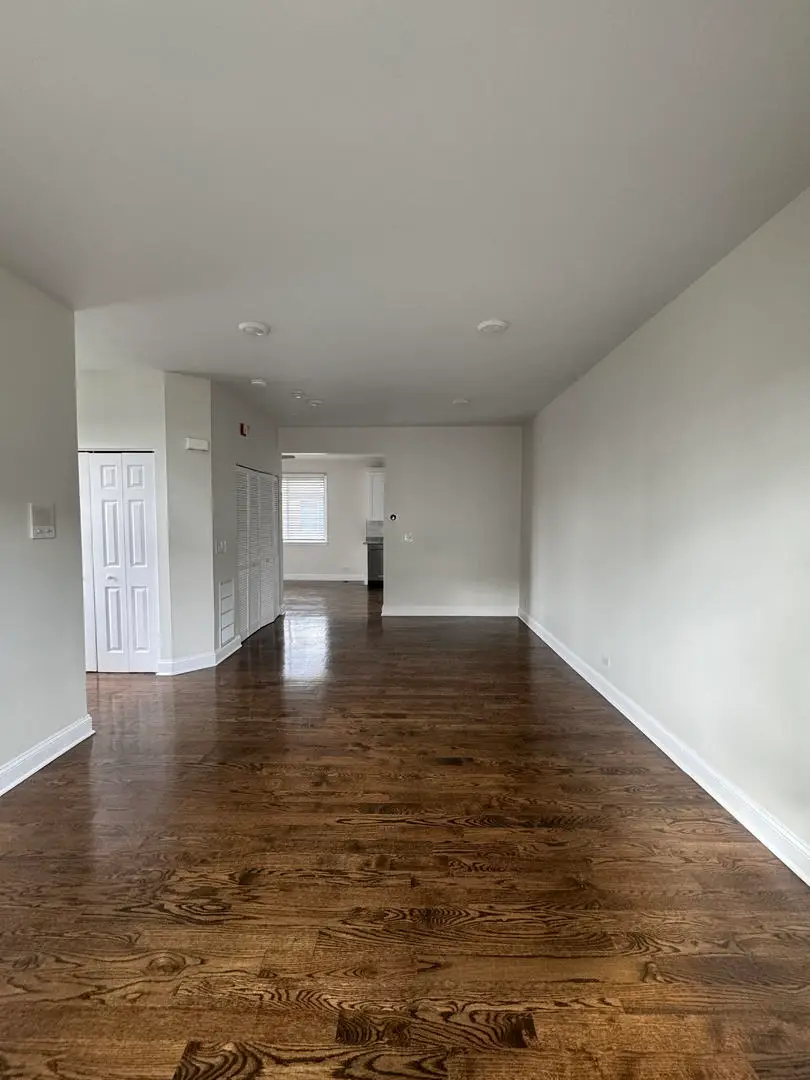 11S427 Rachael Court, Willowbrook, IL 60527 - Image #2