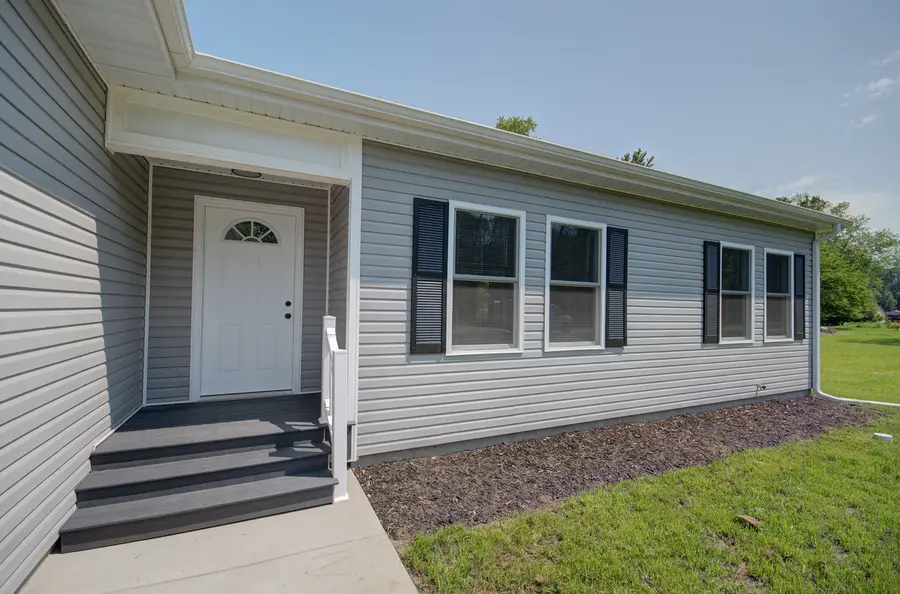 386 W 3rd Street, Braidwood, IL 60408 - Image #2