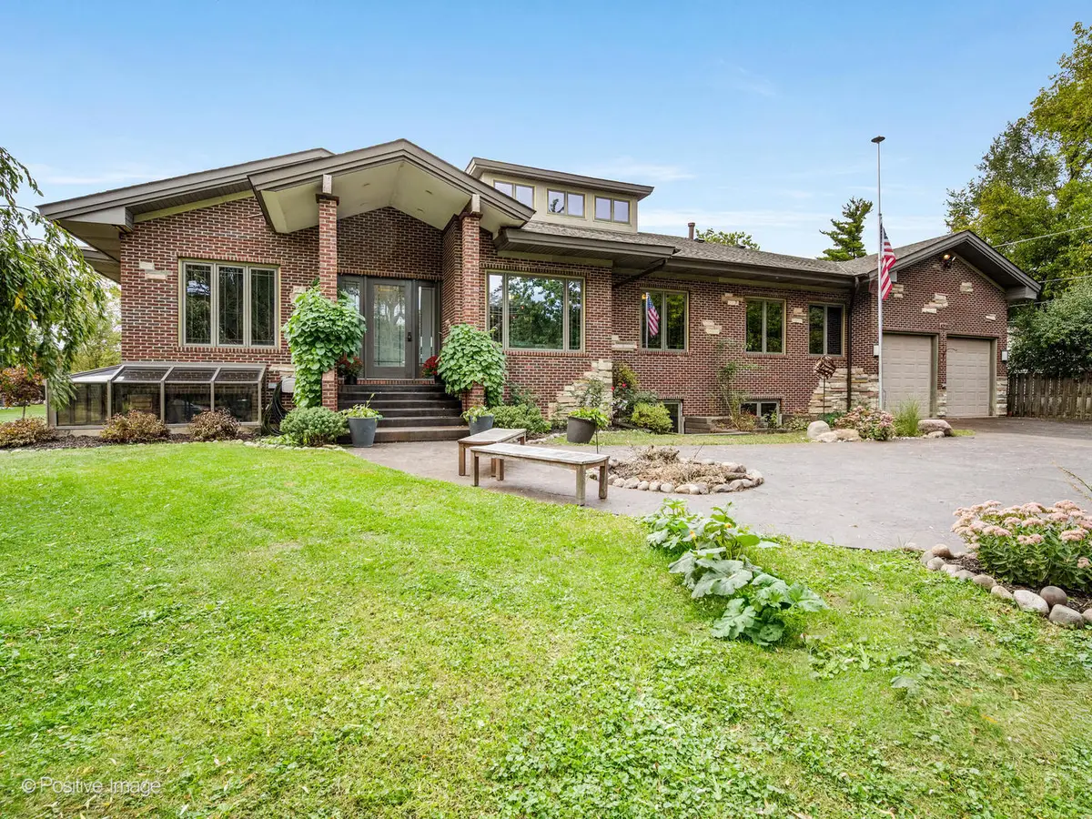 4218 Florence Avenue, Downers Grove, IL 60515 - Image #1