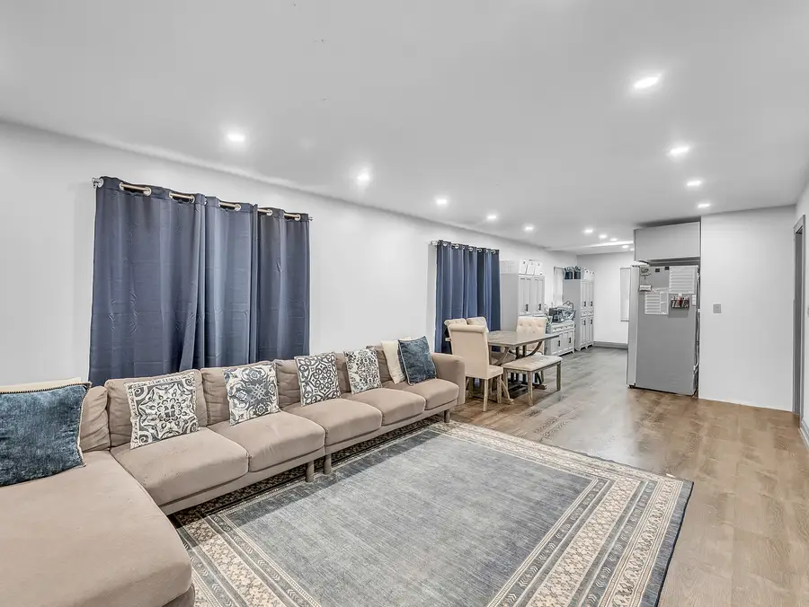 915 E Prairie Street, Pontiac, IL 61764 - Image #2