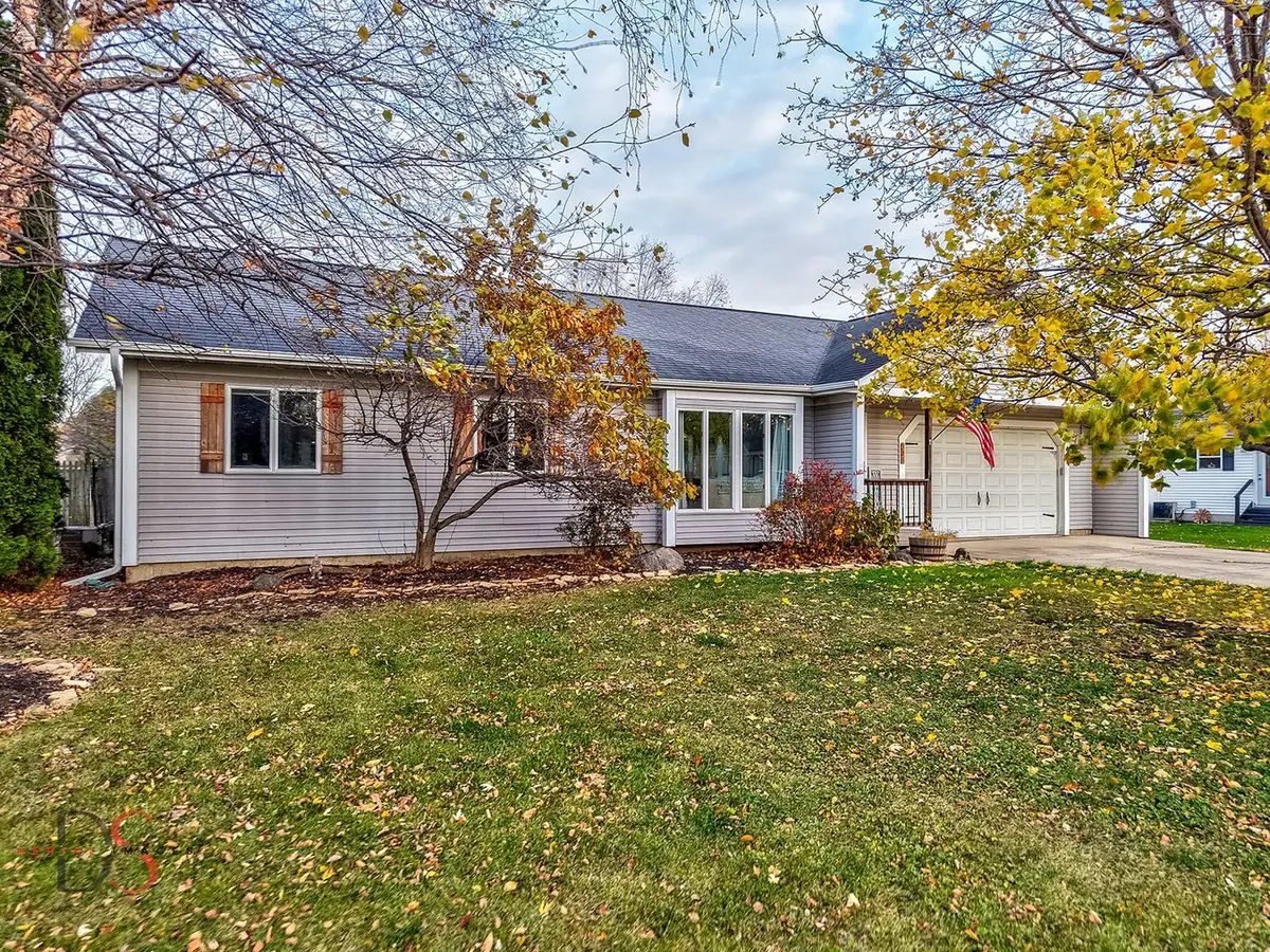 326 S Market Street, Seneca, IL 61360 - Image #1