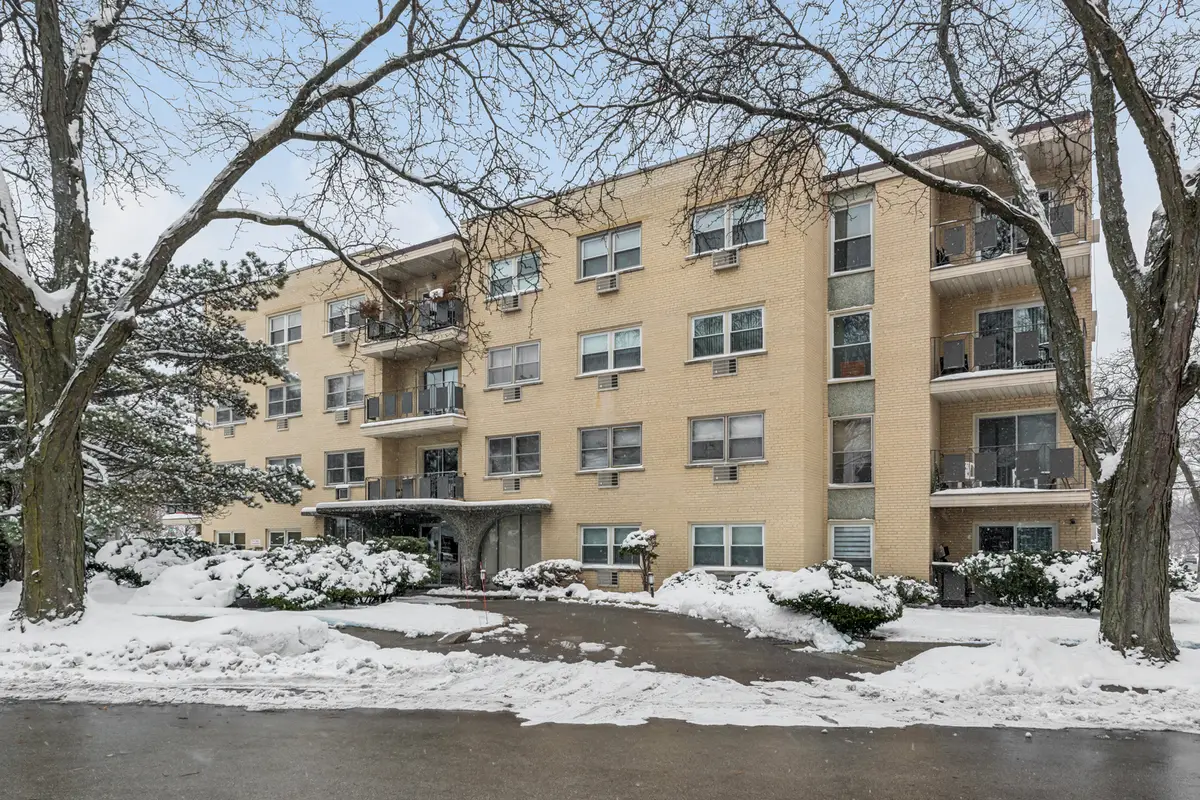 7801 Niles Center Road #102, Skokie, IL 60077 - Image #1