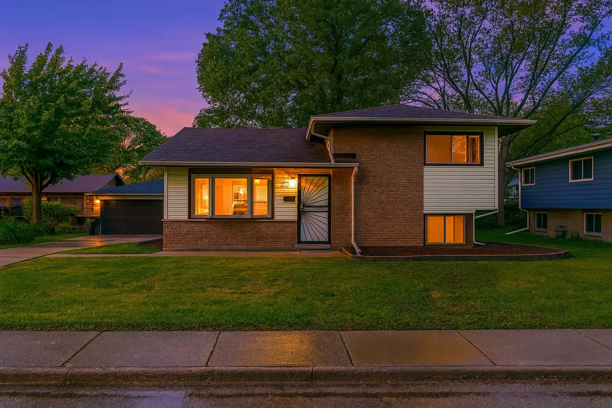 111 Algonquin Street, Park Forest, IL 60466 - Image #1