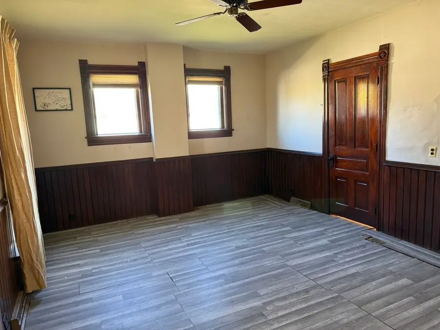 621 E Garden Street, Freeport, IL 61032 - Image #2