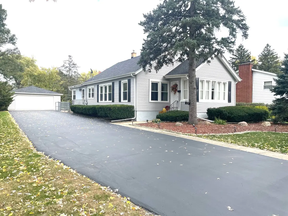 515 S Oakland Avenue, Villa Park, IL 60181 - Image #1