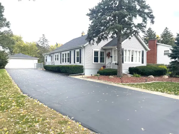 515 S Oakland Avenue, Villa Park, IL 60181