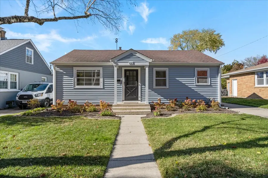 425 Ingleside Avenue, Aurora, IL 60506 - Image #2