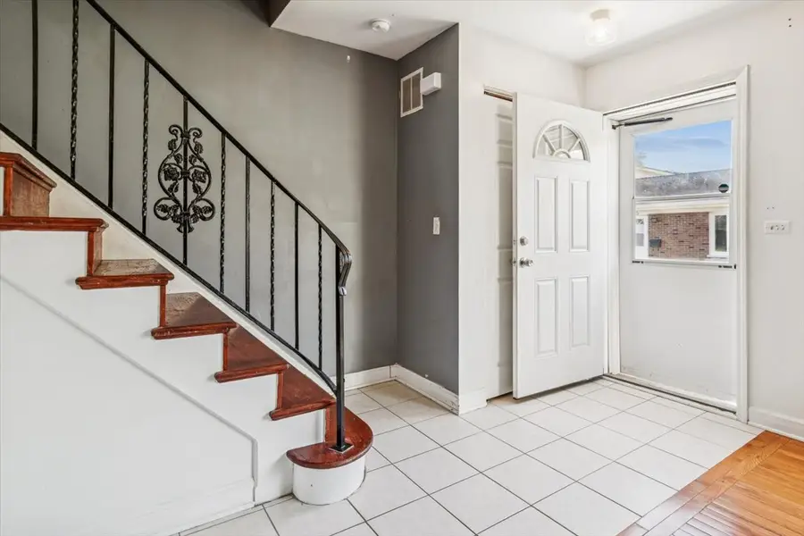 257 Bay Street, Wood Dale, IL 60191 - Image #2