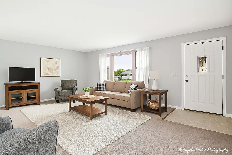 3216 Biscayne Road, McHenry, IL 60050 - Image #2