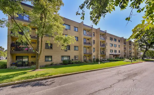 6630 S Brainard Avenue #203, Countryside, IL 60525