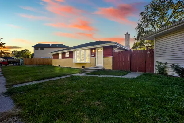 11257 S Pacific Drive, Worth, IL 60482