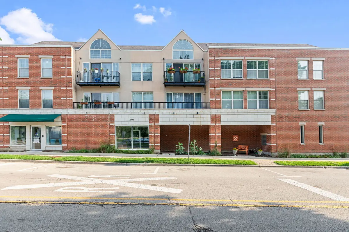 1800 Dewes Street #201, Glenview, IL 60025 - Image #1
