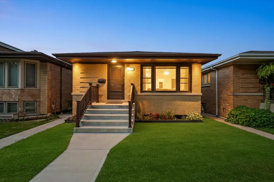 5428 S Laramie Avenue, Chicago, IL 60638 - Image #2