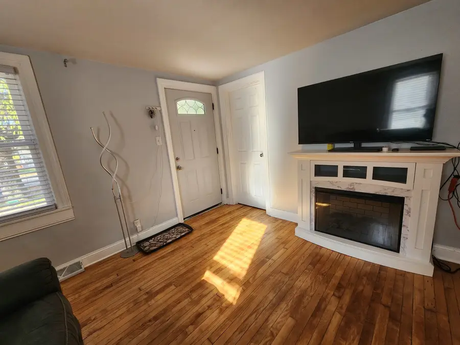 112 Anderson Avenue, Joliet, IL 60433 - Image #3