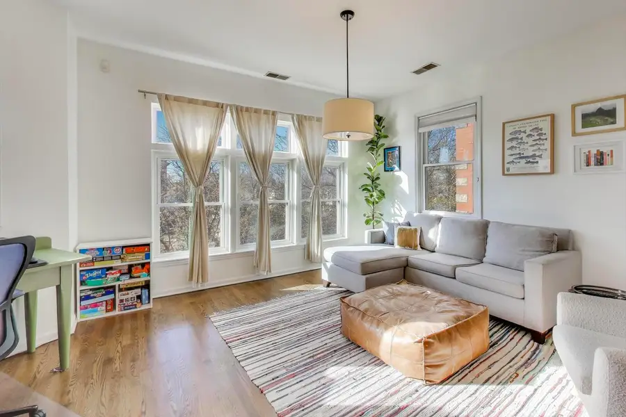 2611 N Ashland Avenue #3N, Chicago, IL 60614 - Image #2