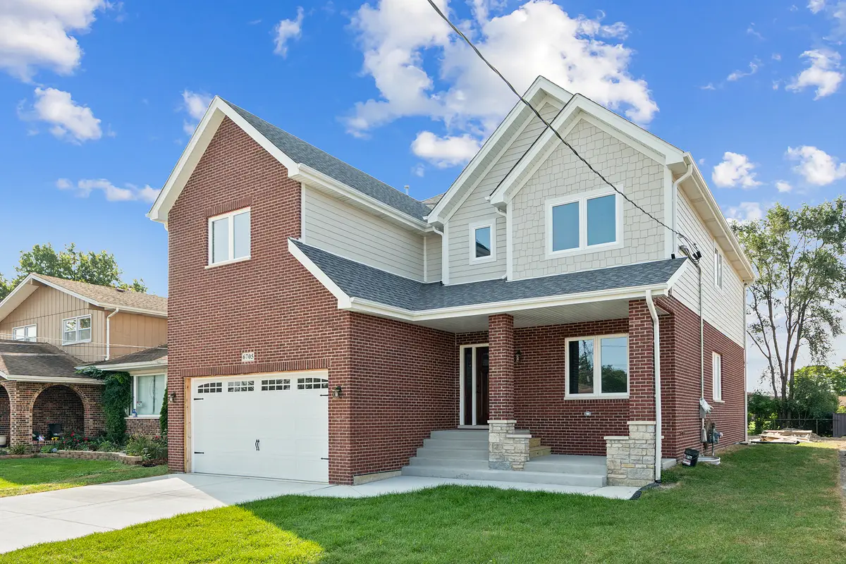 6705 W 91st Place, Oak Lawn, IL 60453 - Image #1