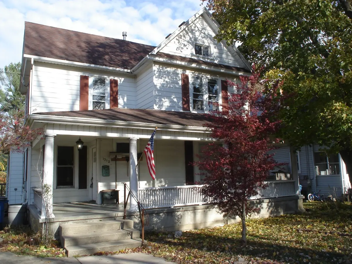 1312 S Peoria Avenue, Dixon, IL 61021 - Image #1