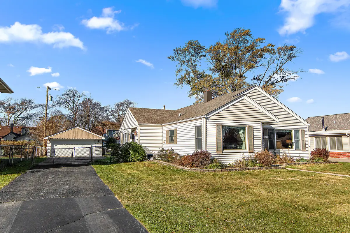 10736 Moody Avenue, Chicago Ridge, IL 60415 - Image #1