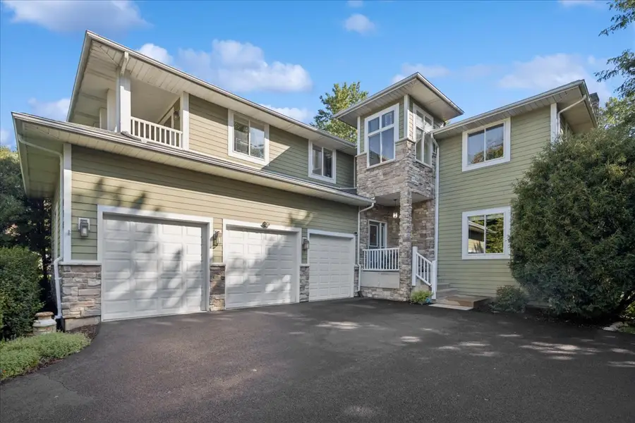 980 Dakota Drive, Woodstock, IL 60098 - Image #2