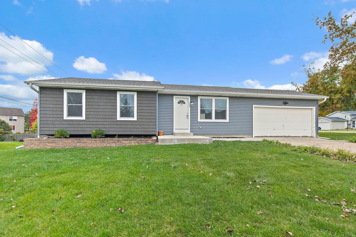 400 S Collins Street, South Elgin, IL 60177 - Image #1