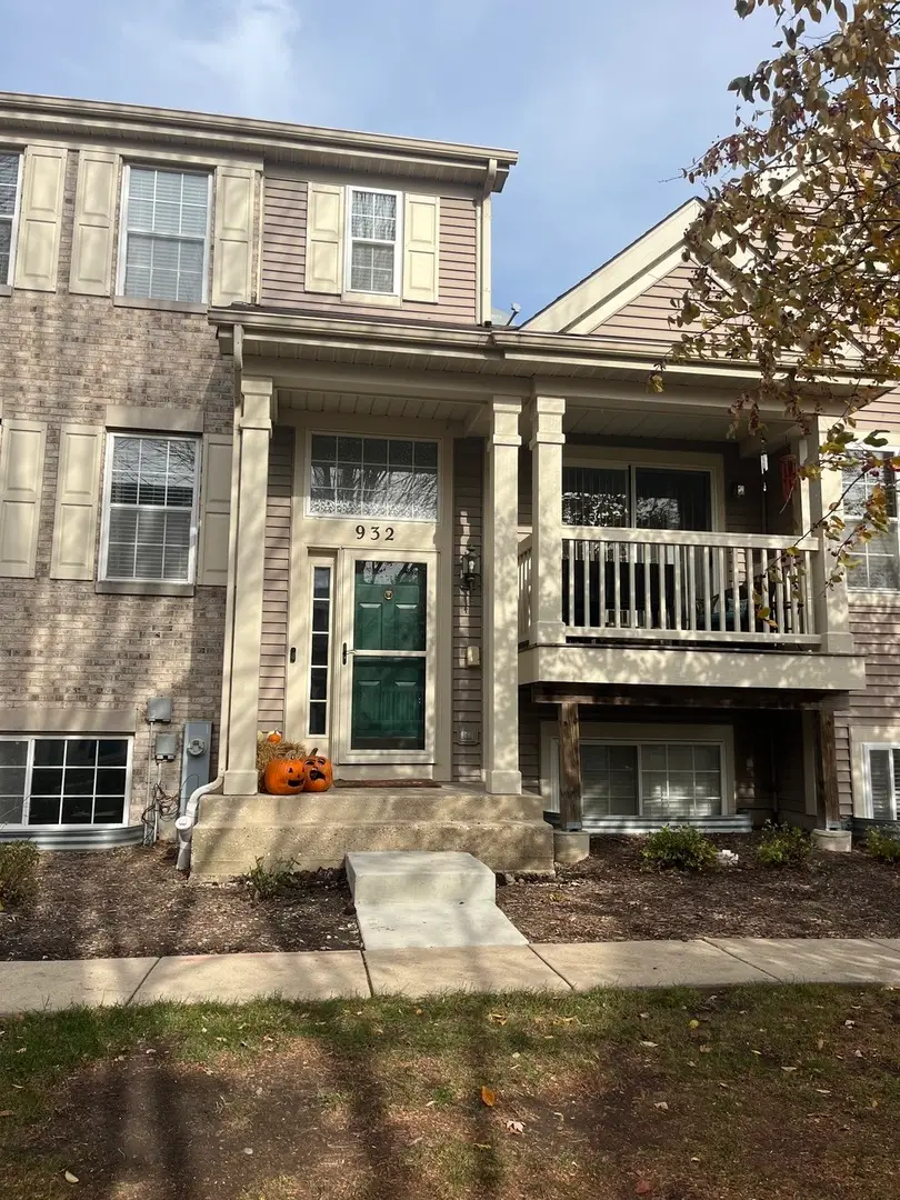 932 Clover Lane, Pingree Grove, IL 60140 - Image #1