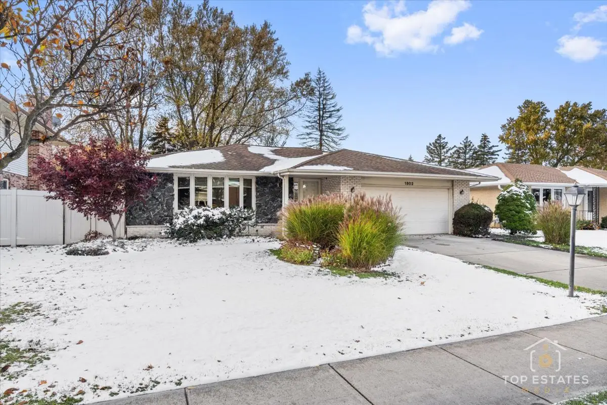 1802 N Aspen Drive, Mount Prospect, IL 60056 - Image #1