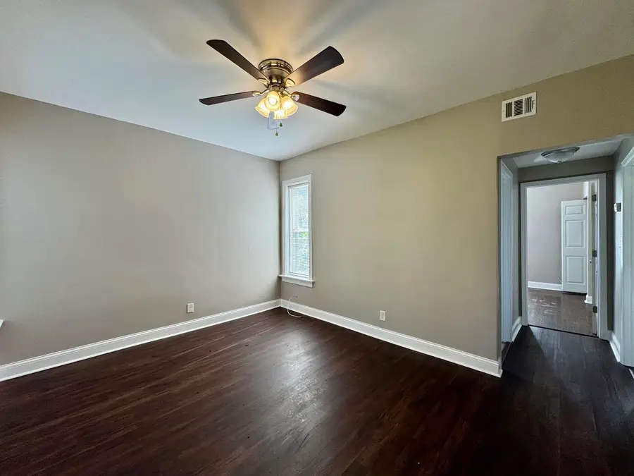 11022 S Vernon Avenue, Chicago, IL 60628 - Image #2