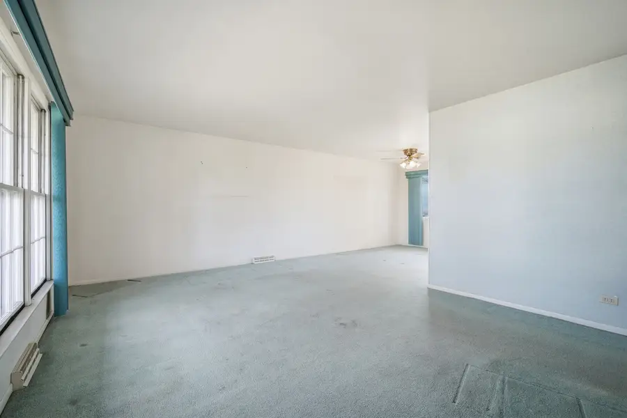 927 E Cooper Drive, Palatine, IL 60067 - Image #3