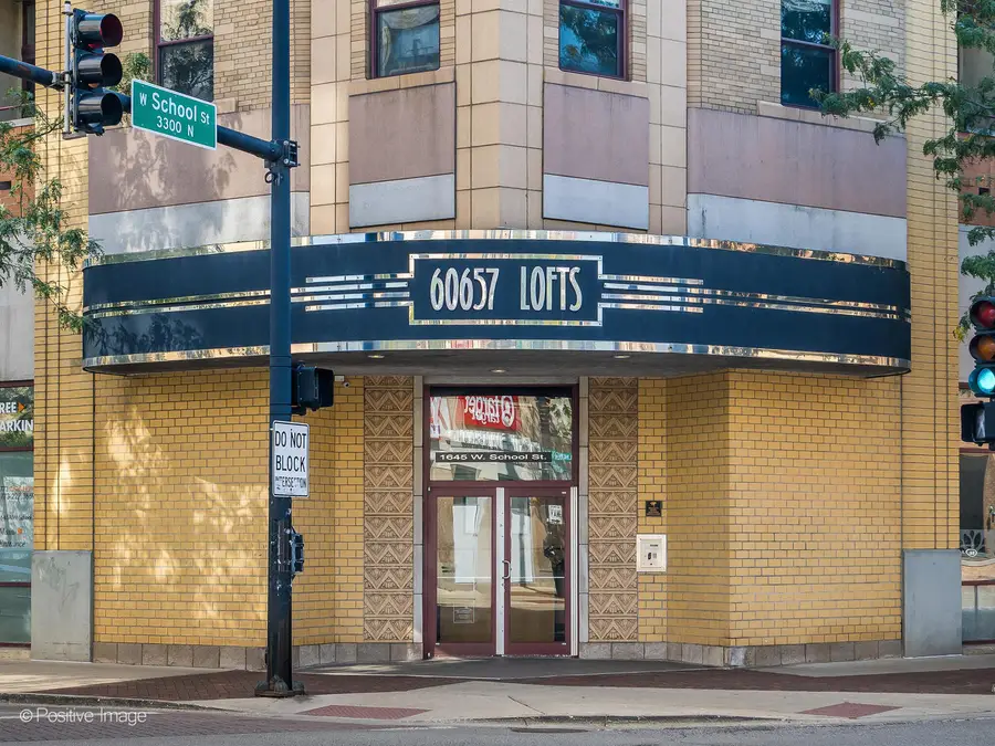 1645 W School Street #418, Chicago, IL 60657 - Image #2